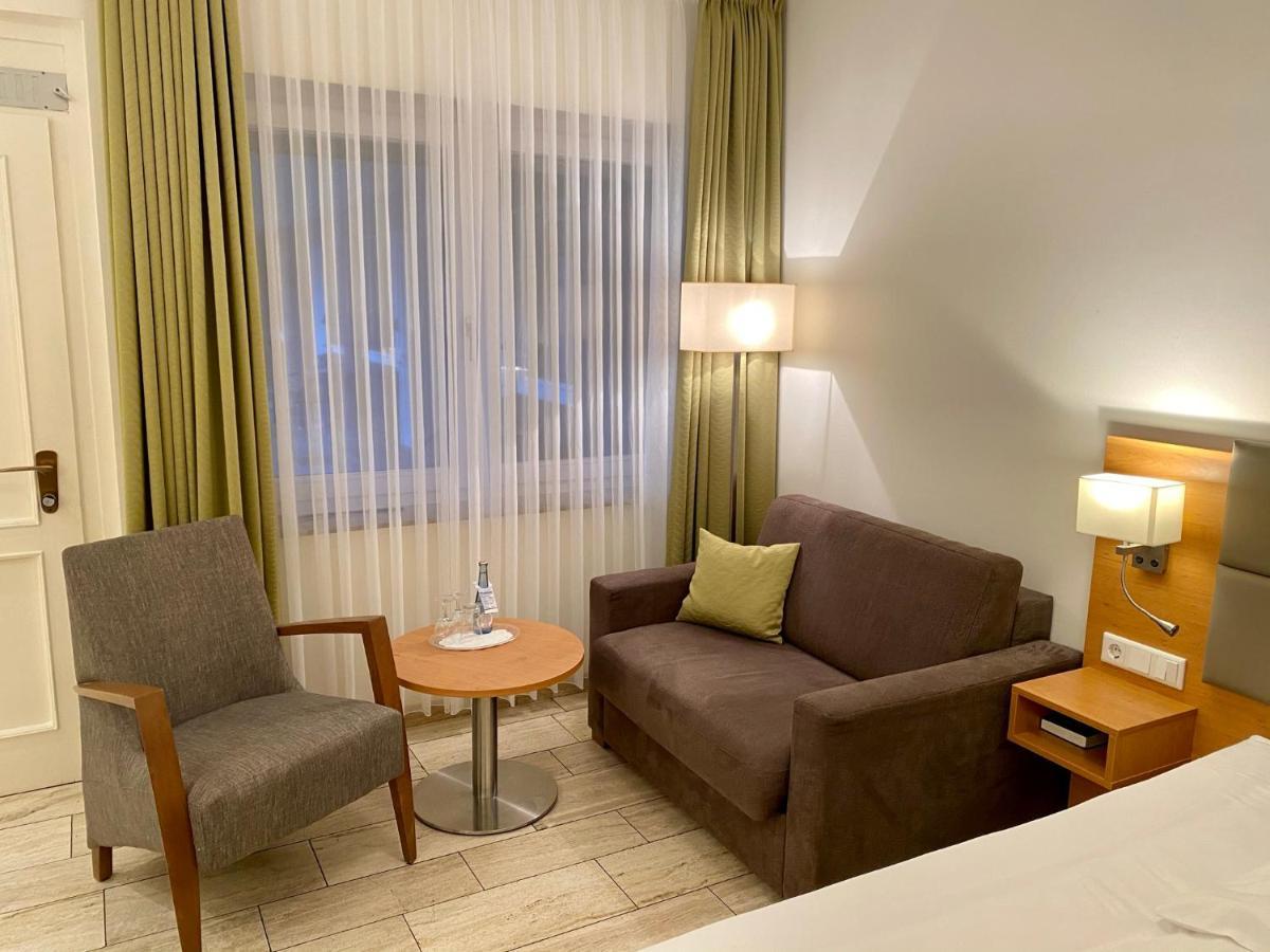Waldhotel Zum Bergsee Даме Екстериор снимка