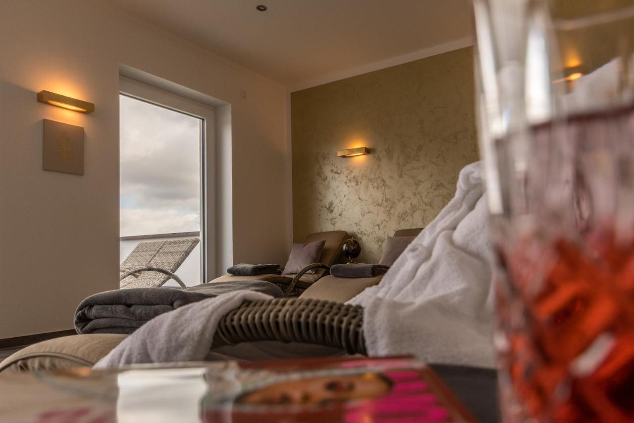 Waldhotel Zum Bergsee Даме Екстериор снимка