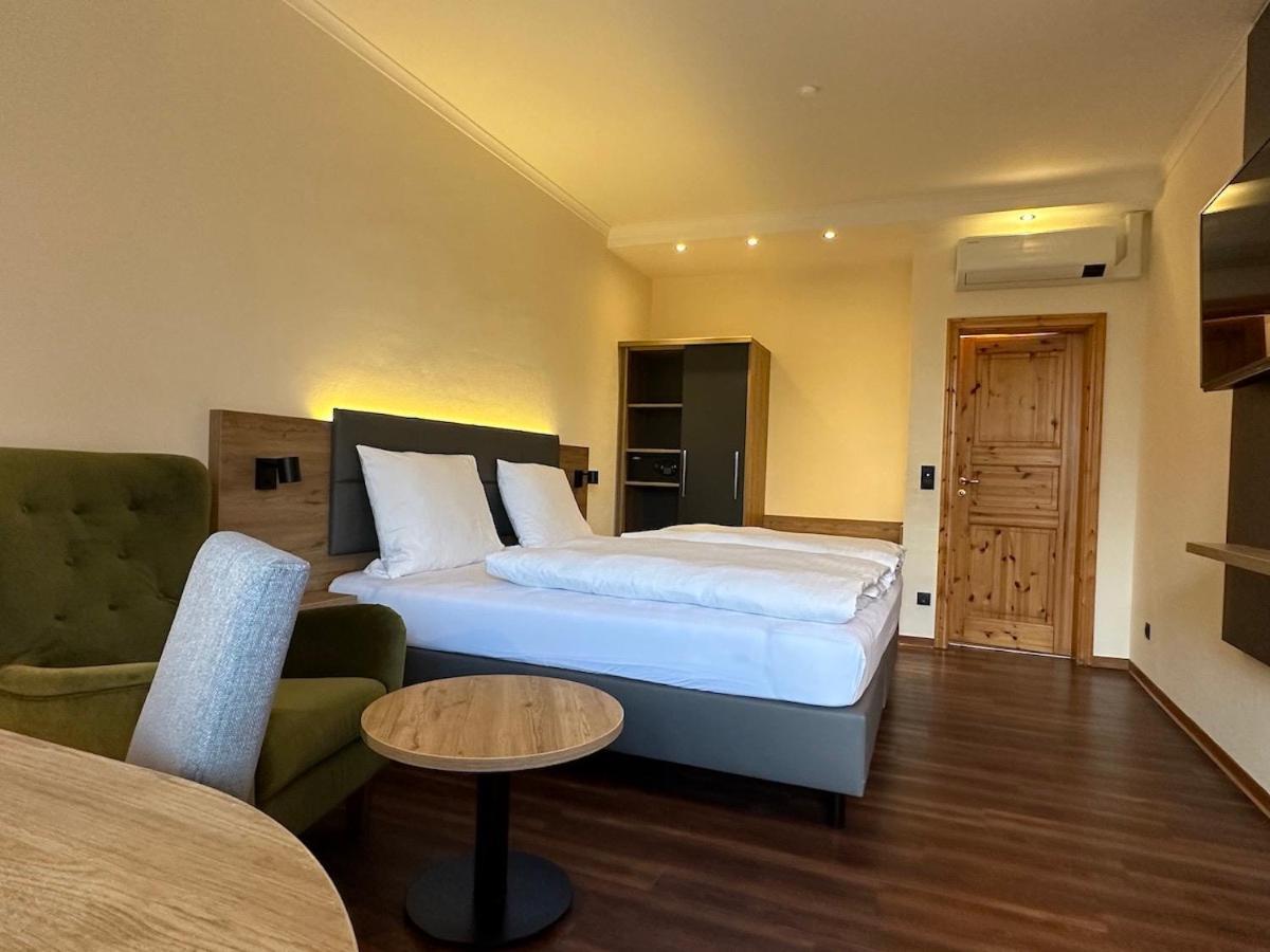 Waldhotel Zum Bergsee Даме Екстериор снимка