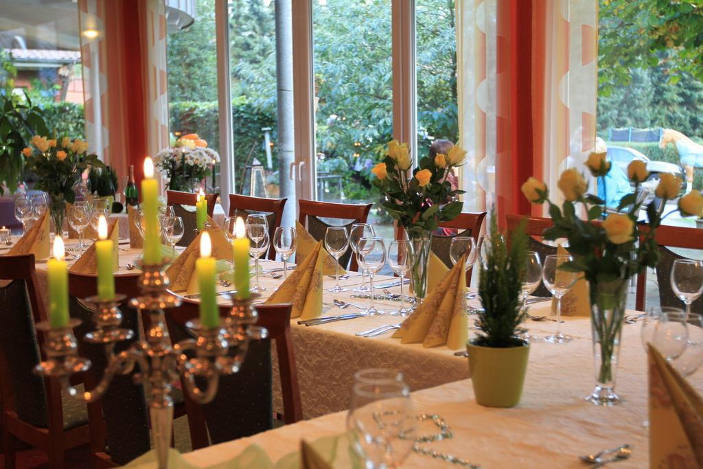 Waldhotel Zum Bergsee Даме Екстериор снимка
