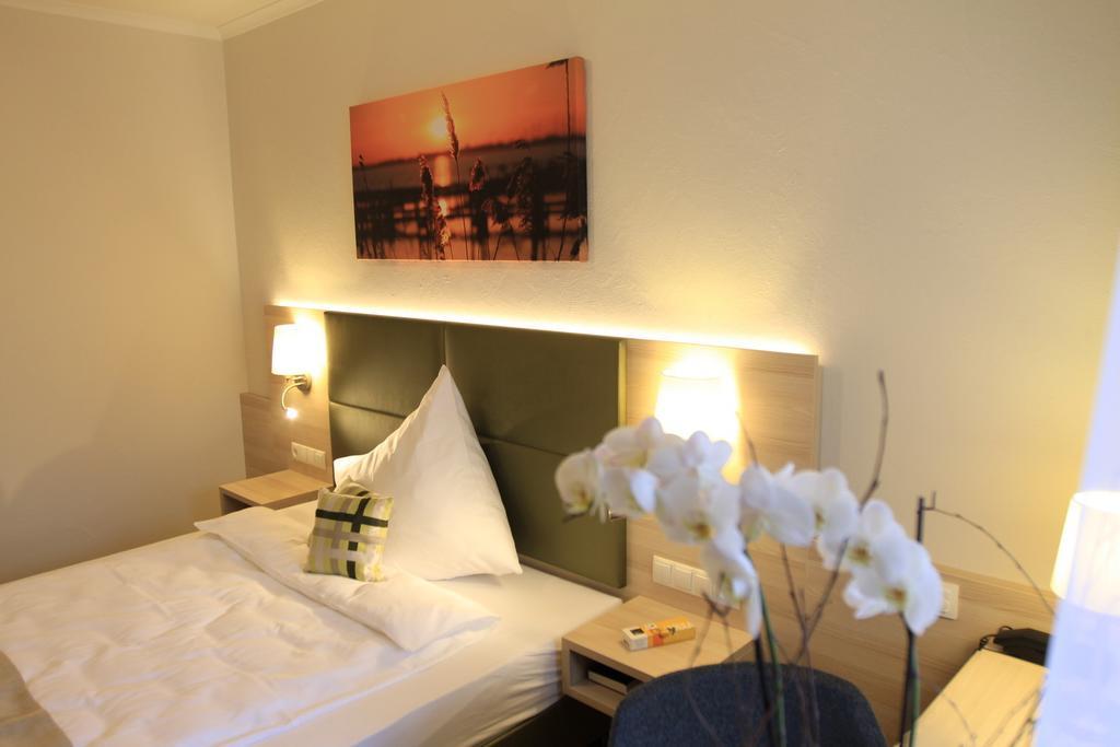 Waldhotel Zum Bergsee Даме Стая снимка