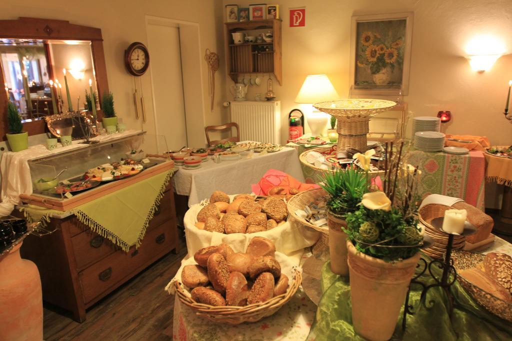 Waldhotel Zum Bergsee Даме Екстериор снимка