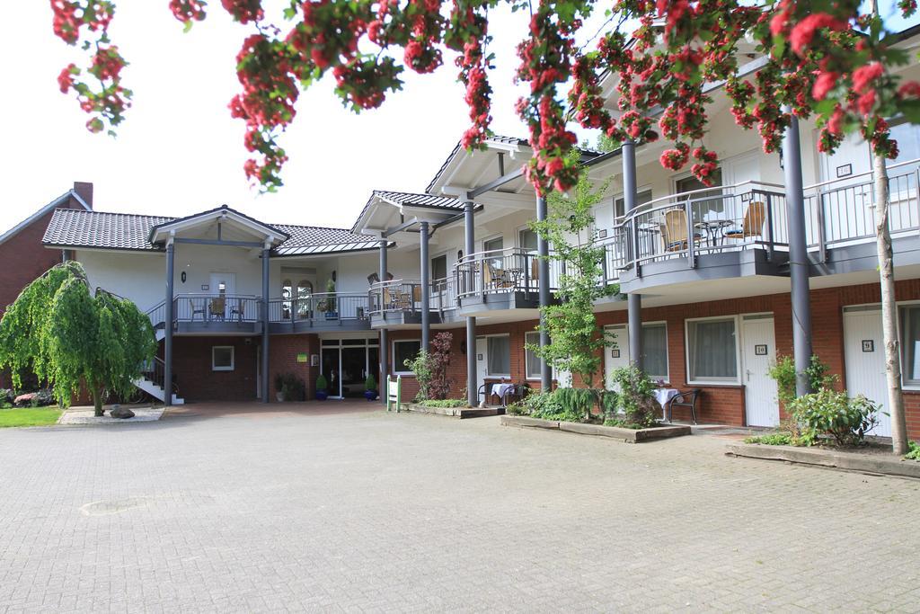 Waldhotel Zum Bergsee Даме Екстериор снимка